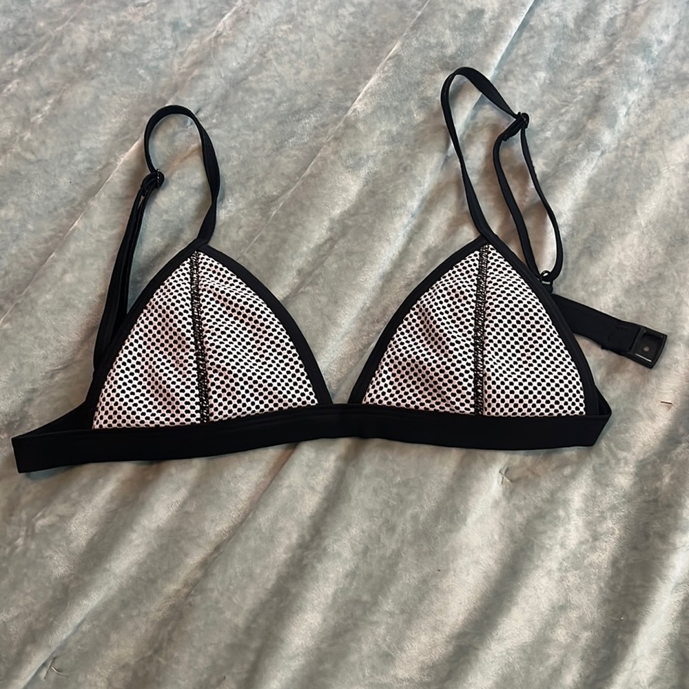 ❤️SOLD❤️Triangl Swim Top